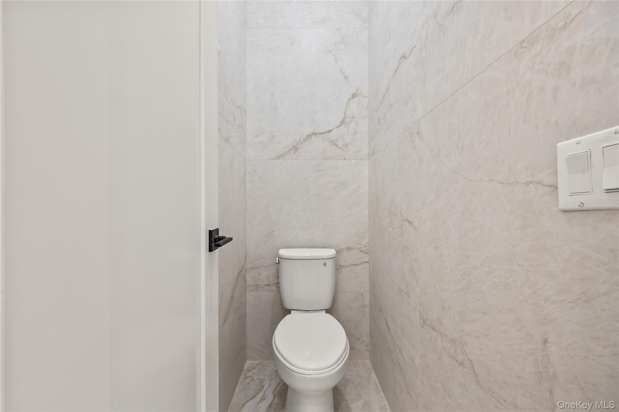 13 Warren Court Unit: 212