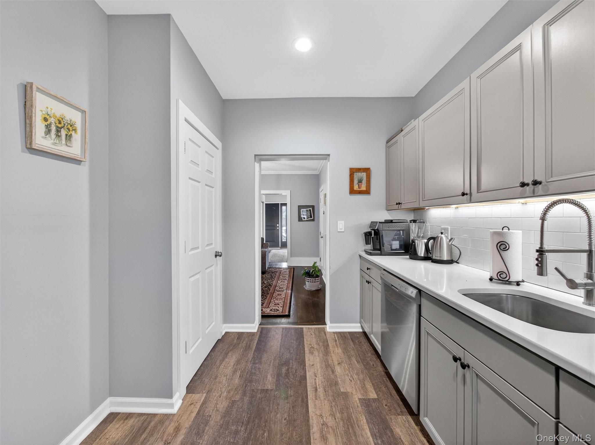 24 E Park Place Unit: 1