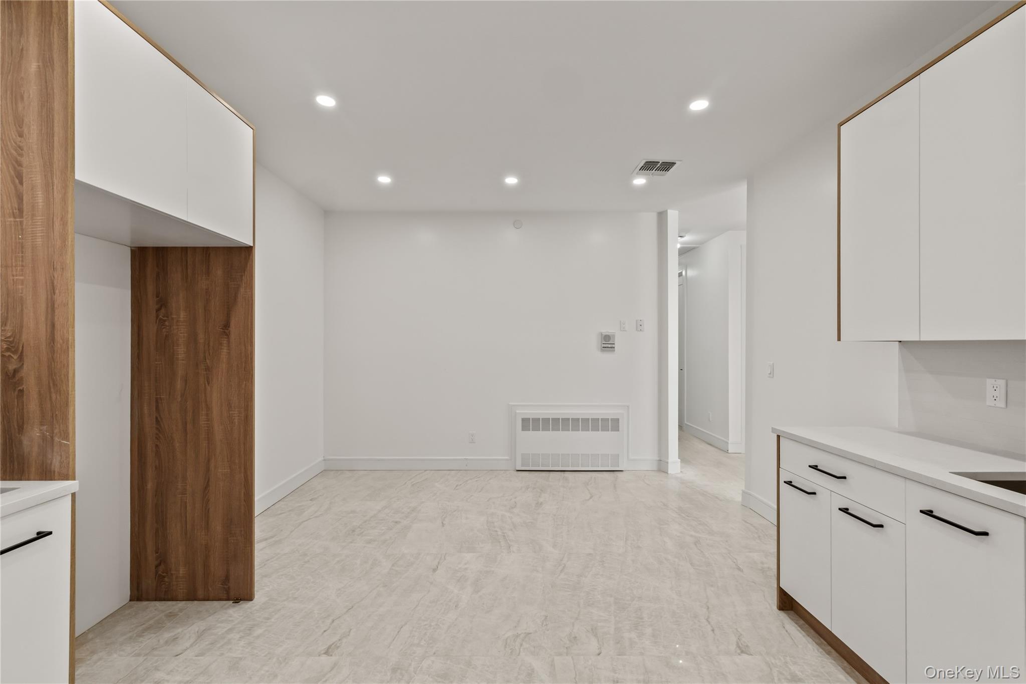 15 Warren Court Unit: 314