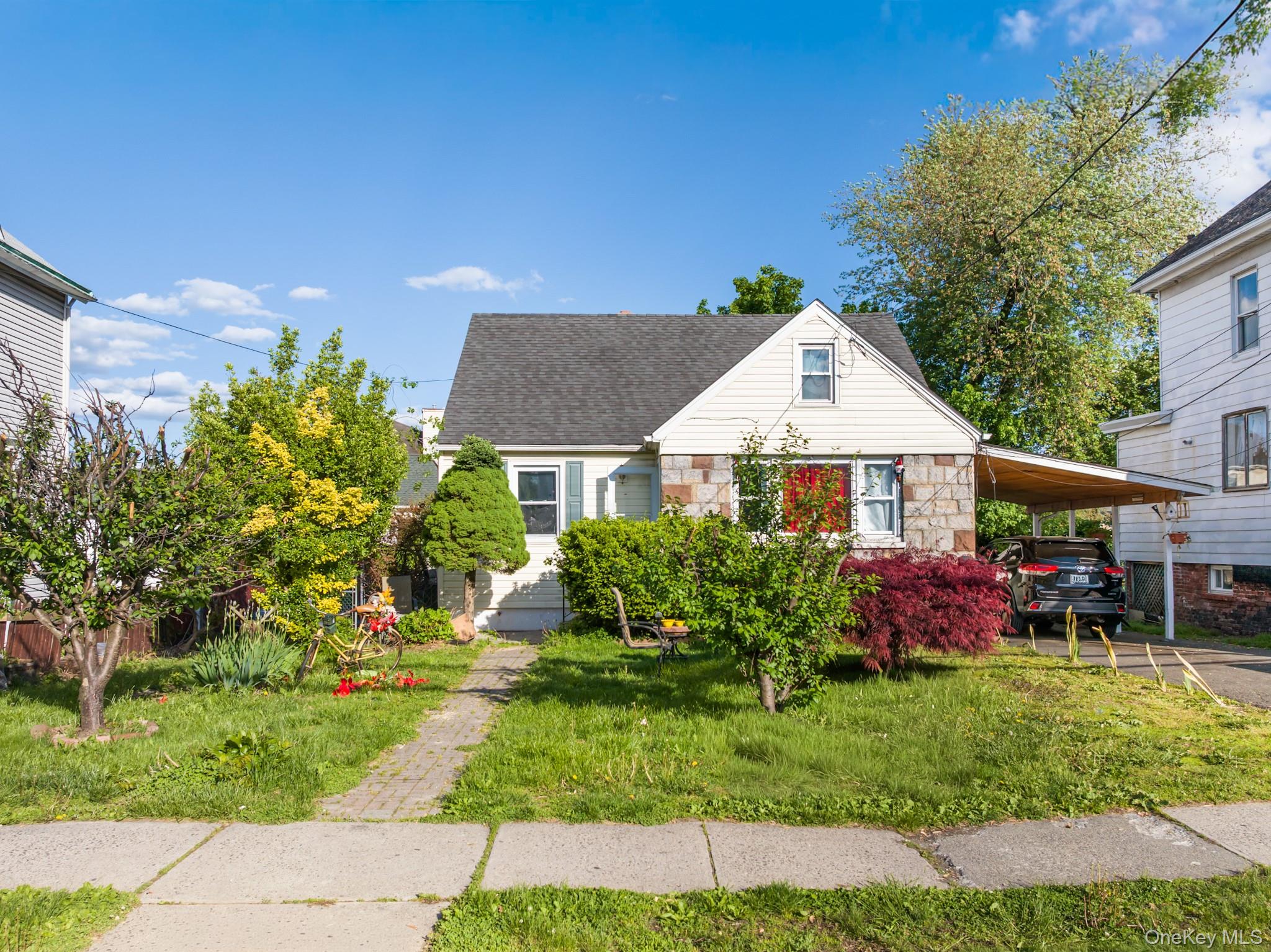 13 Westside Avenue