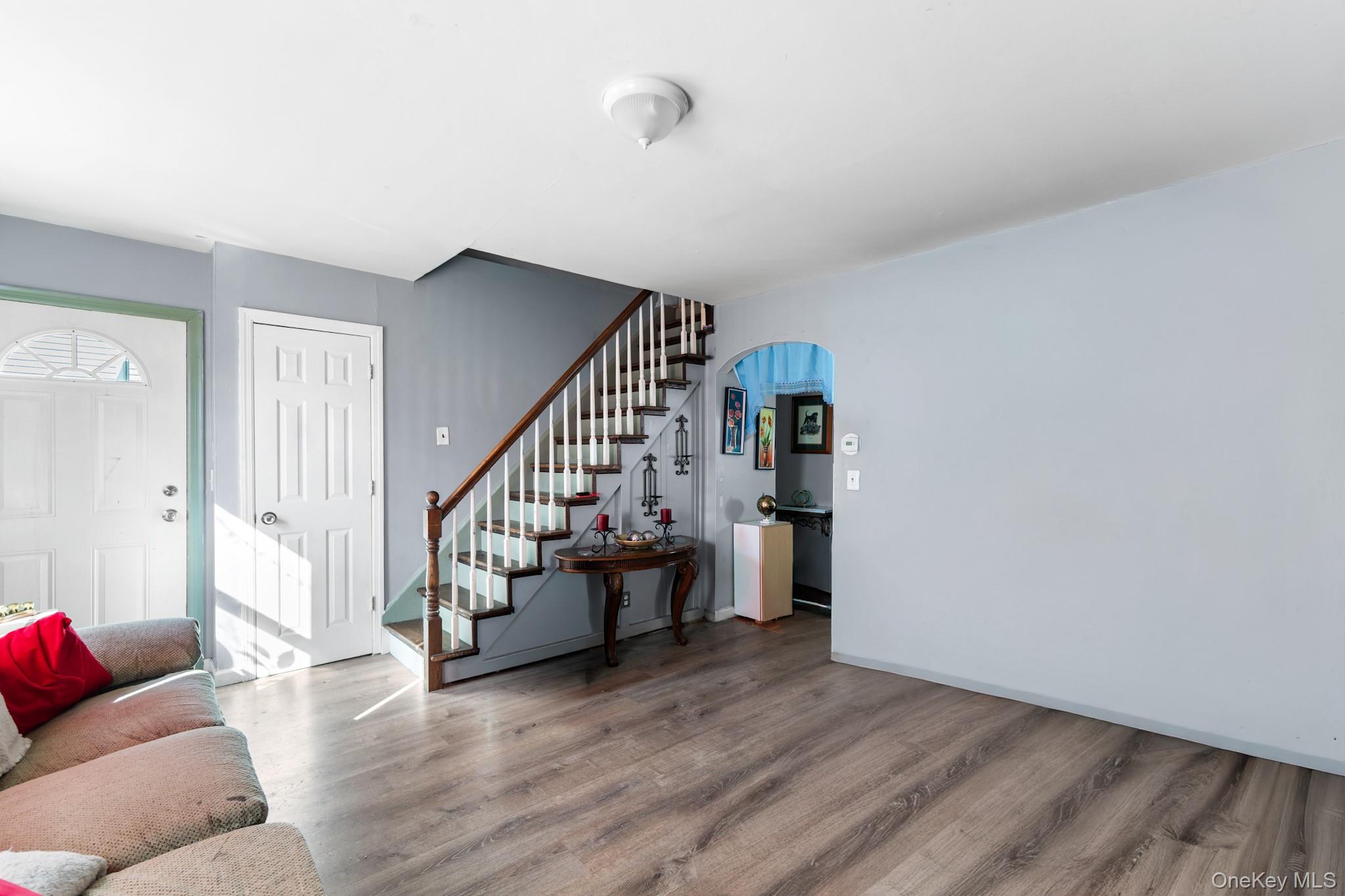 13 Westside Avenue