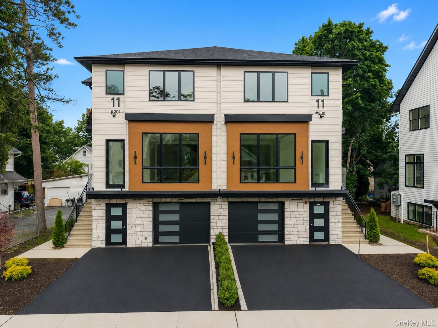 11 Lincoln Street Unit: 101