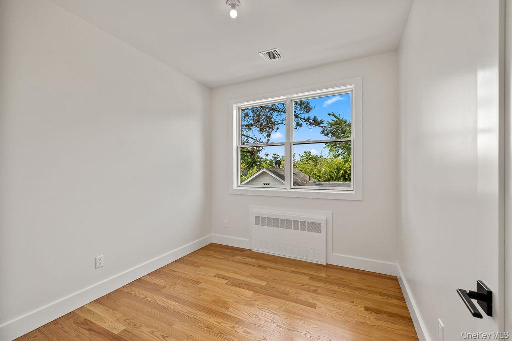11 Lincoln Street Unit: 101