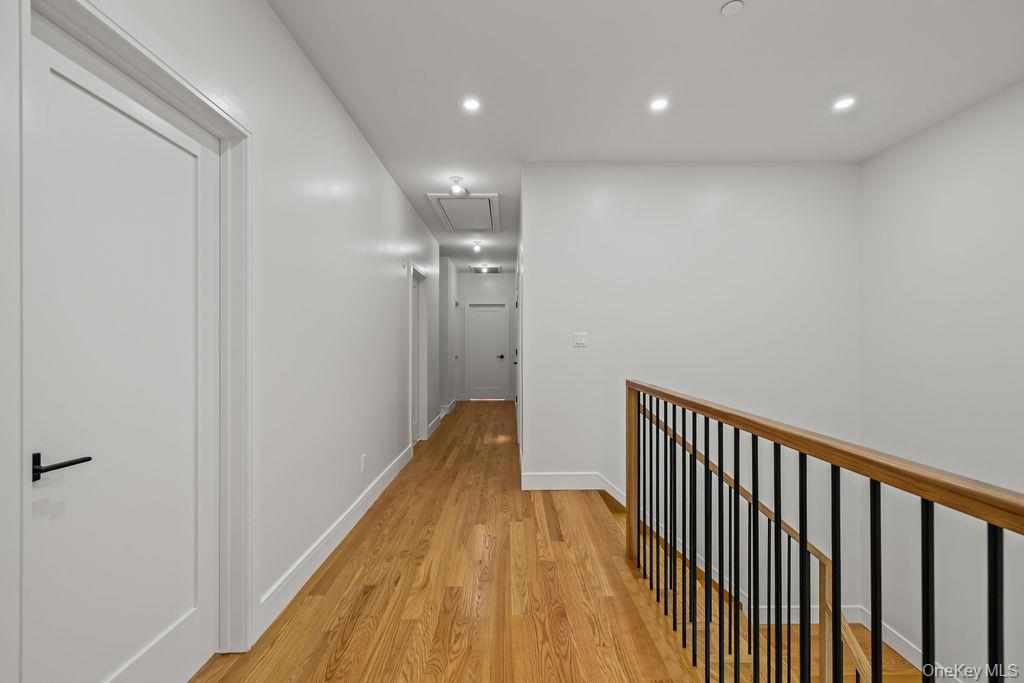 11 Lincoln Street Unit: 101