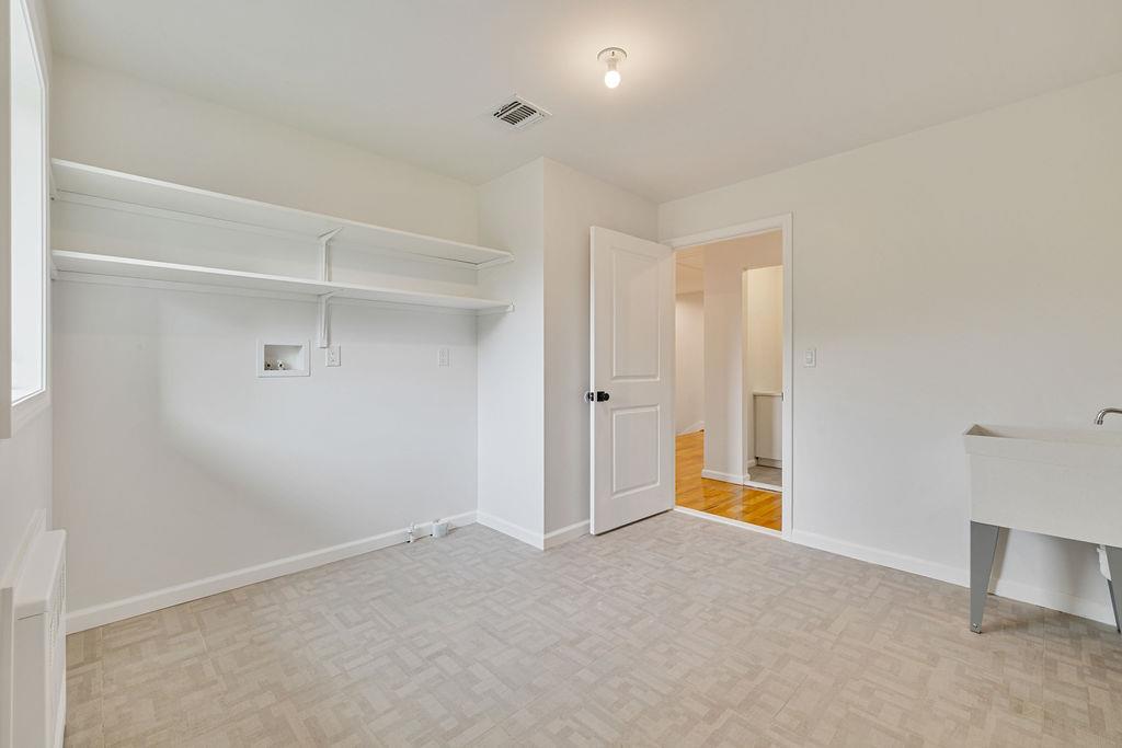 23 Northbrook Road Unit: 202