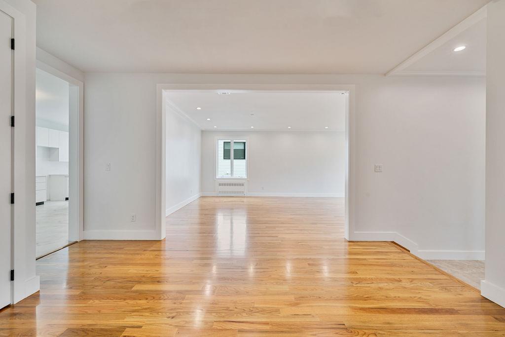 23 Northbrook Road Unit: 202