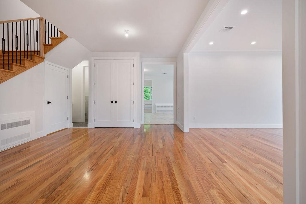 23 Northbrook Road Unit: 202