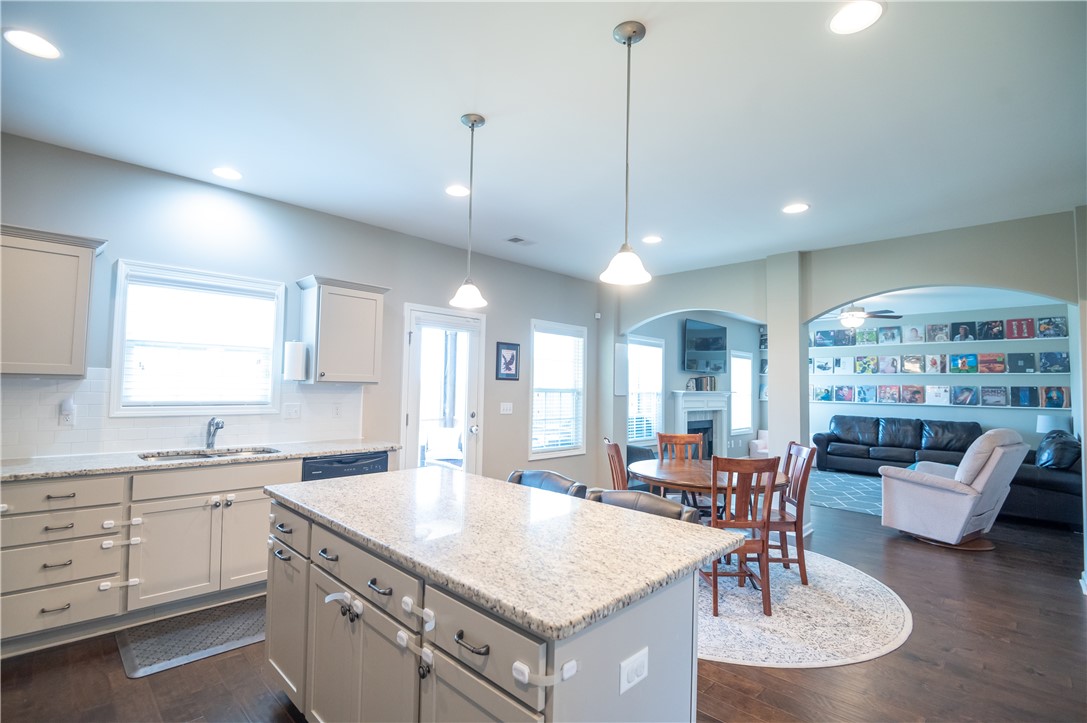 2408 ROCKY POINT DRIVE