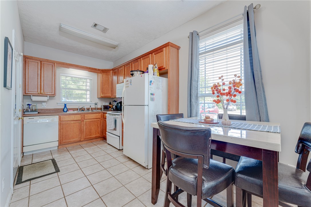 372 JACK HAMPTON DRIVE