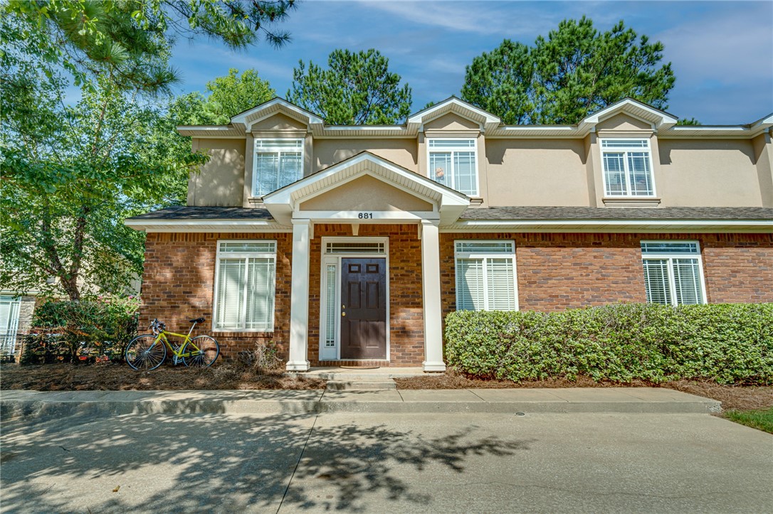 372 JACK HAMPTON DRIVE