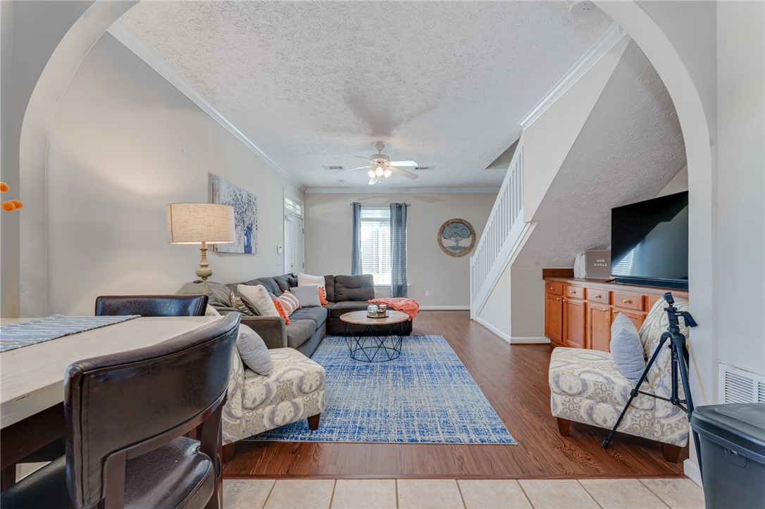 372 JACK HAMPTON DRIVE