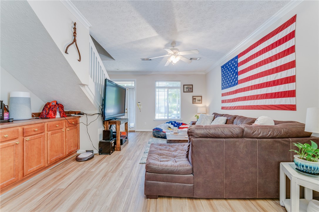 372 JACK HAMPTON DRIVE