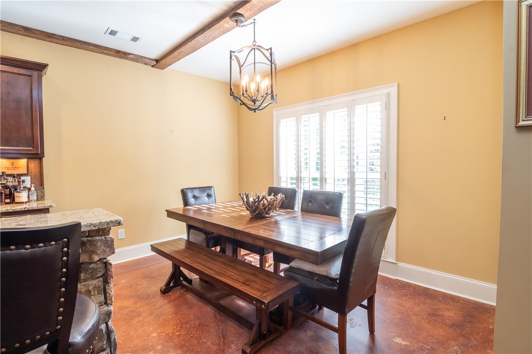 2492 GLENN BROOKE DRIVE