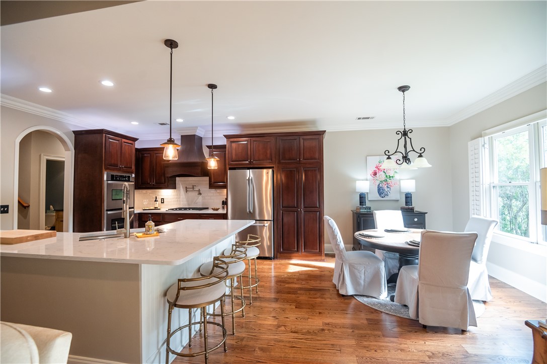 2492 GLENN BROOKE DRIVE