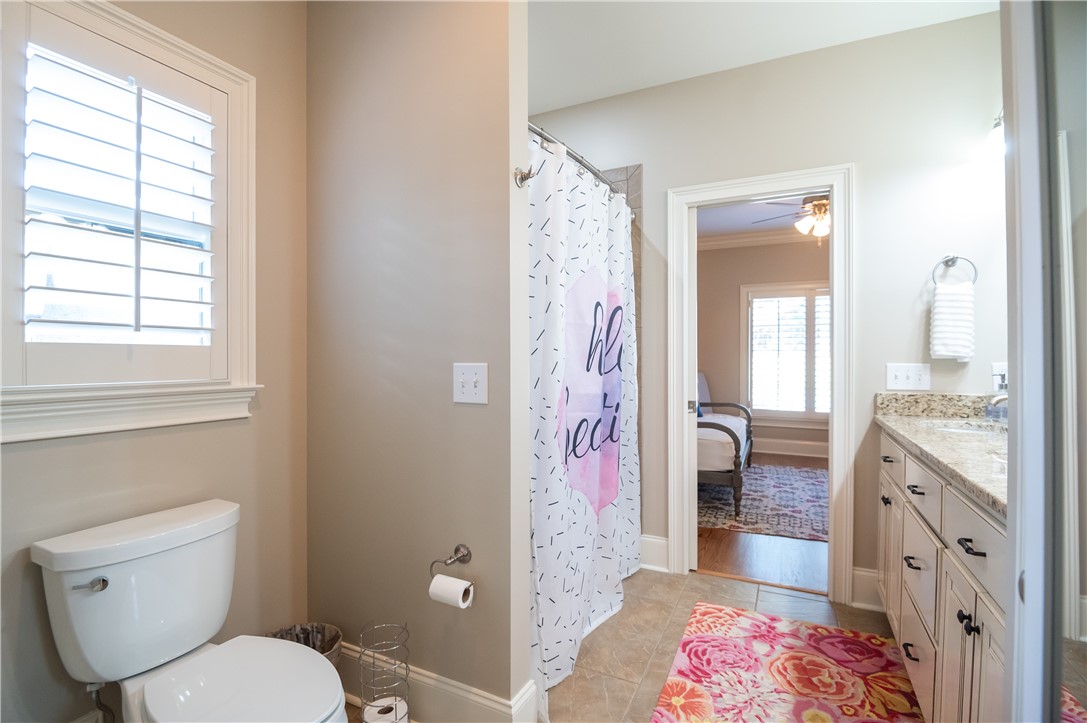 2492 GLENN BROOKE DRIVE