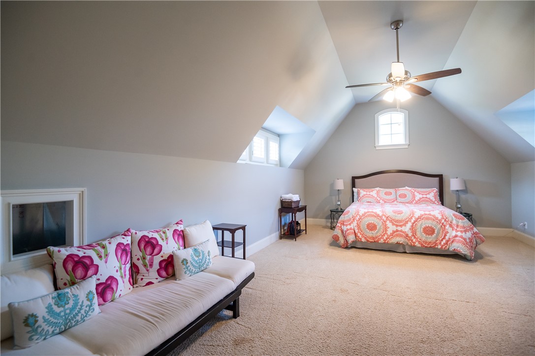 2492 GLENN BROOKE DRIVE