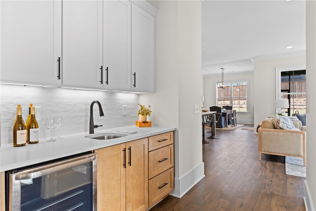 820 SUMMERLIN CIRCLE