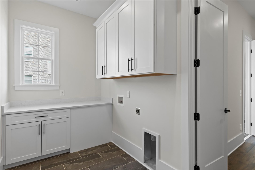 820 SUMMERLIN CIRCLE