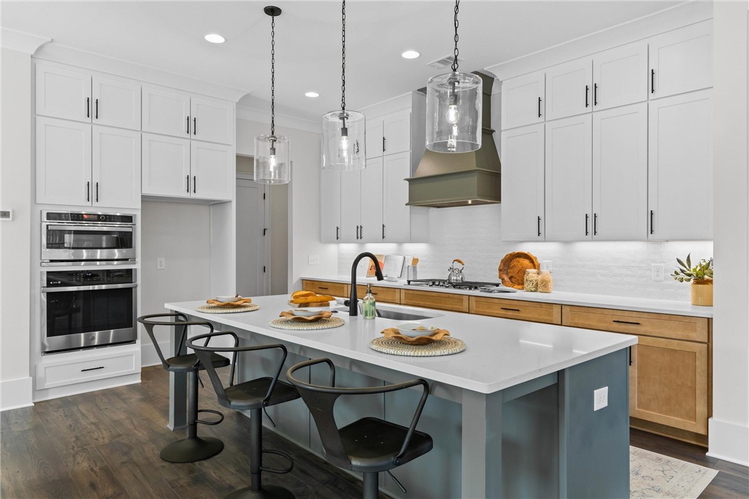 820 SUMMERLIN CIRCLE