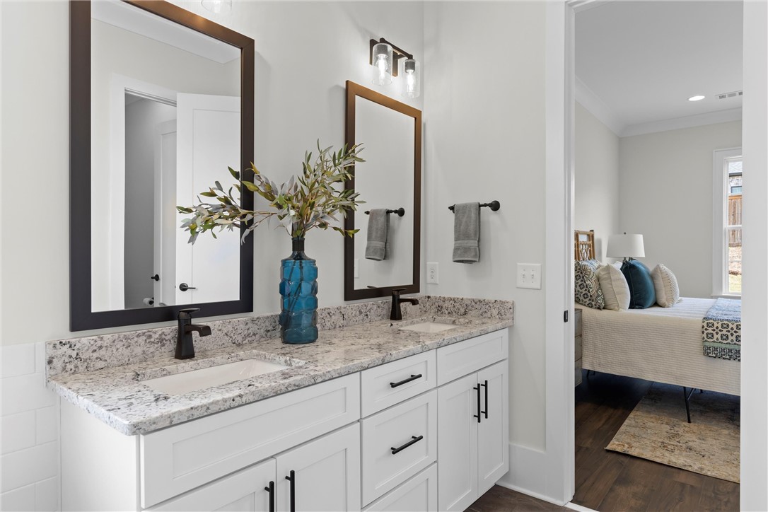 820 SUMMERLIN CIRCLE