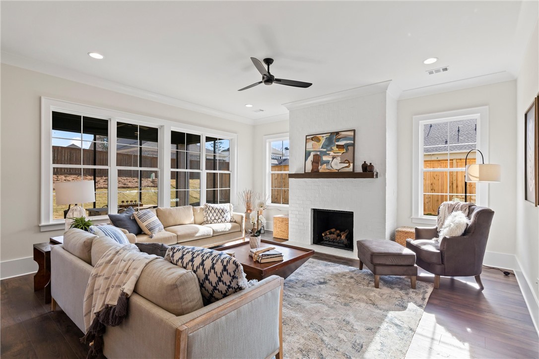 820 SUMMERLIN CIRCLE