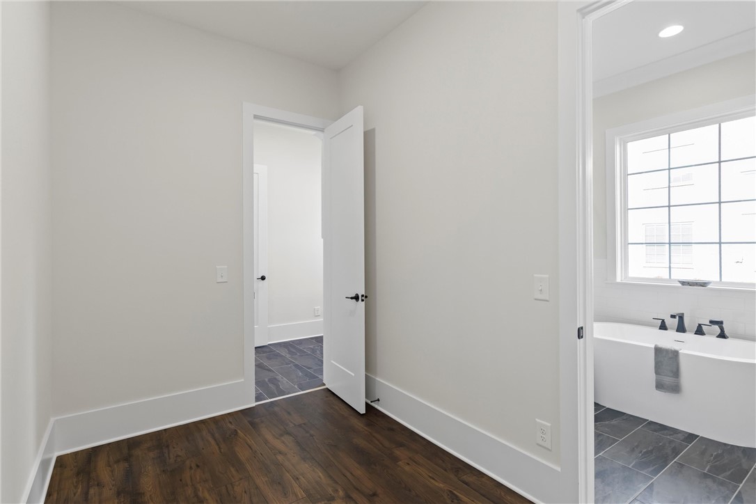 820 SUMMERLIN CIRCLE