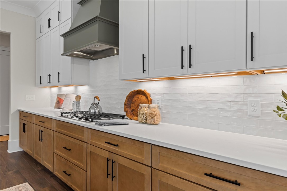 820 SUMMERLIN CIRCLE