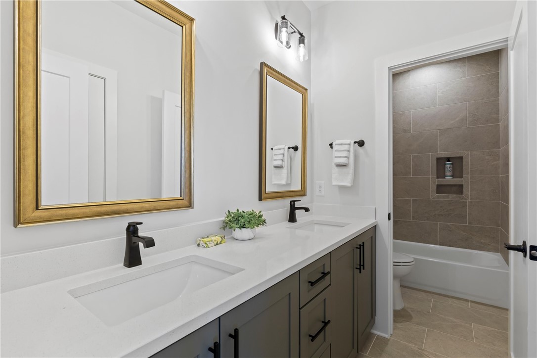 820 SUMMERLIN CIRCLE