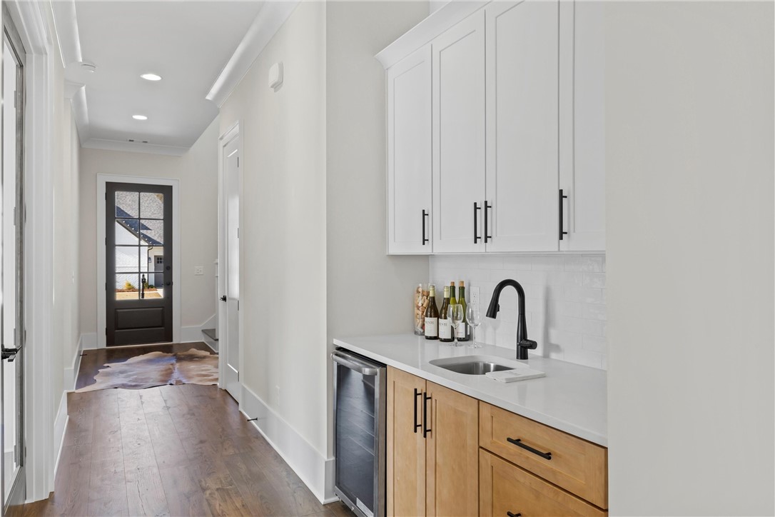 820 SUMMERLIN CIRCLE