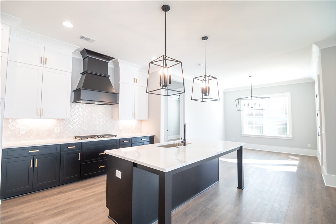 818 SUMMERLIN CIRCLE