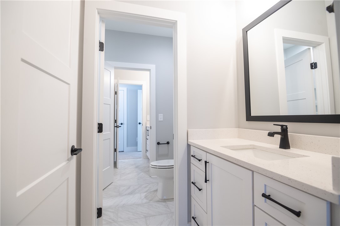 818 SUMMERLIN CIRCLE