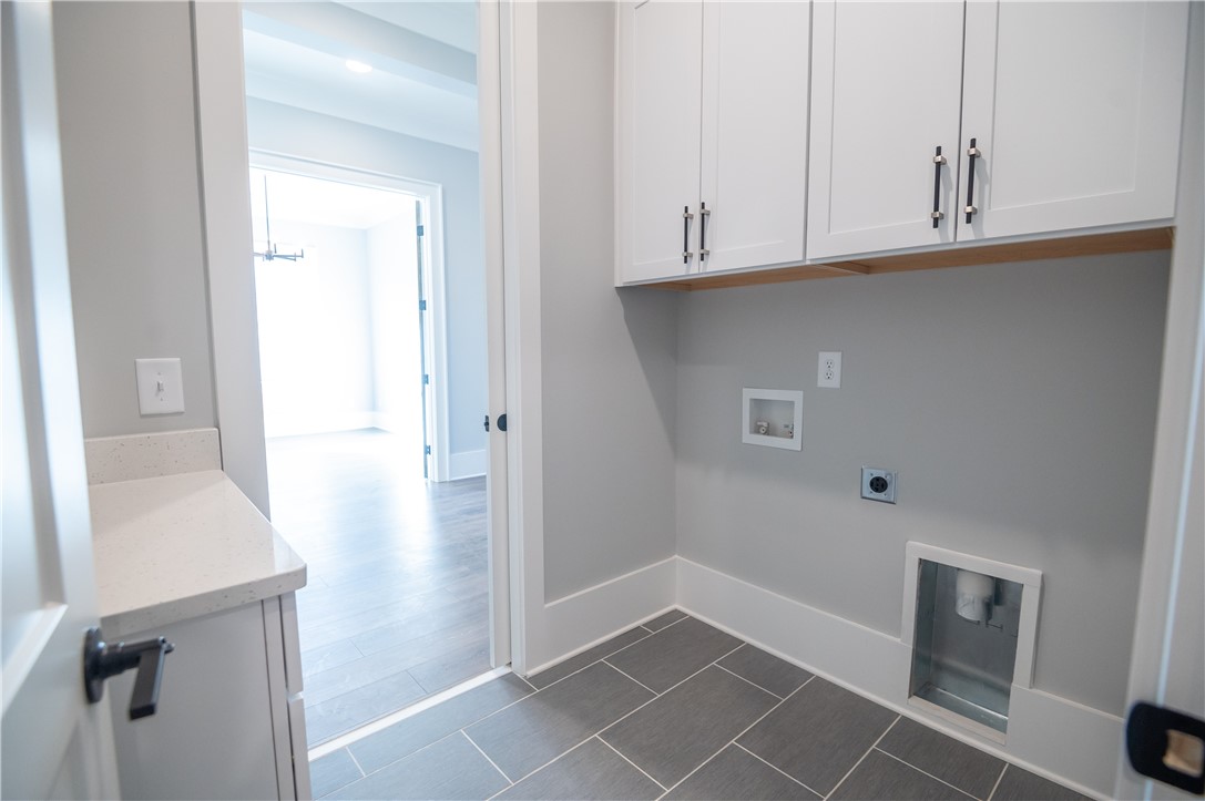 818 SUMMERLIN CIRCLE