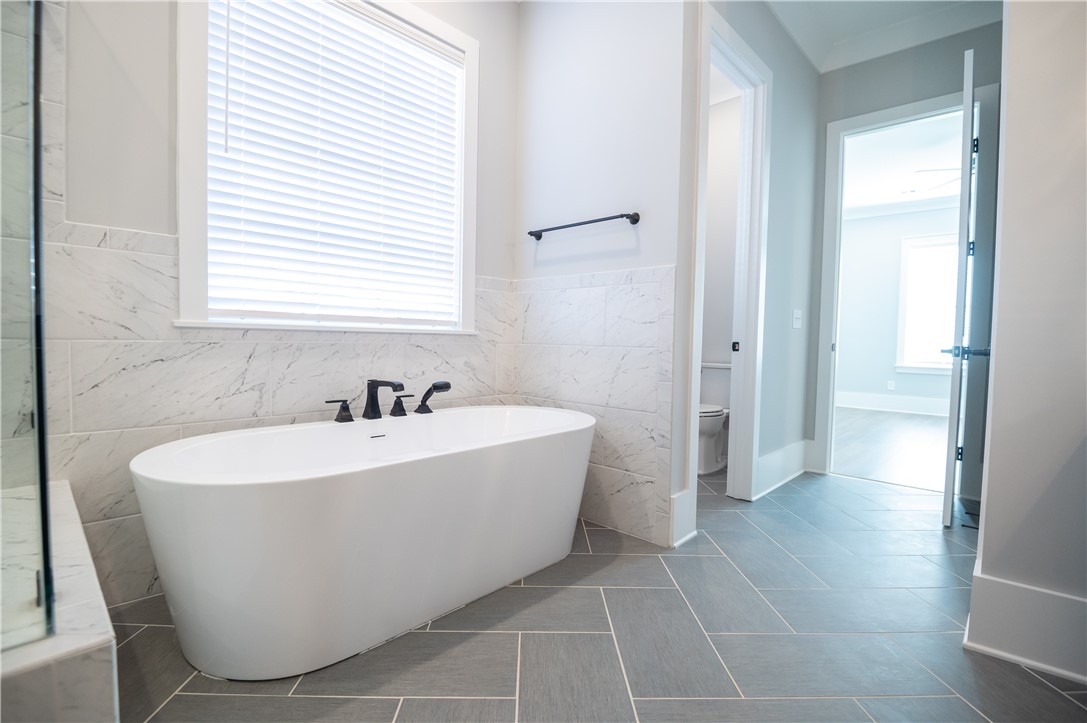 818 SUMMERLIN CIRCLE