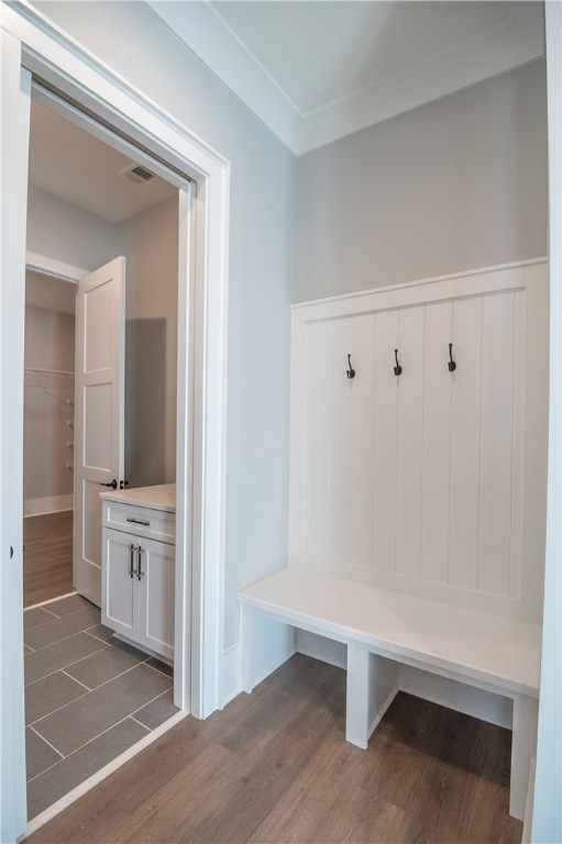 818 SUMMERLIN CIRCLE