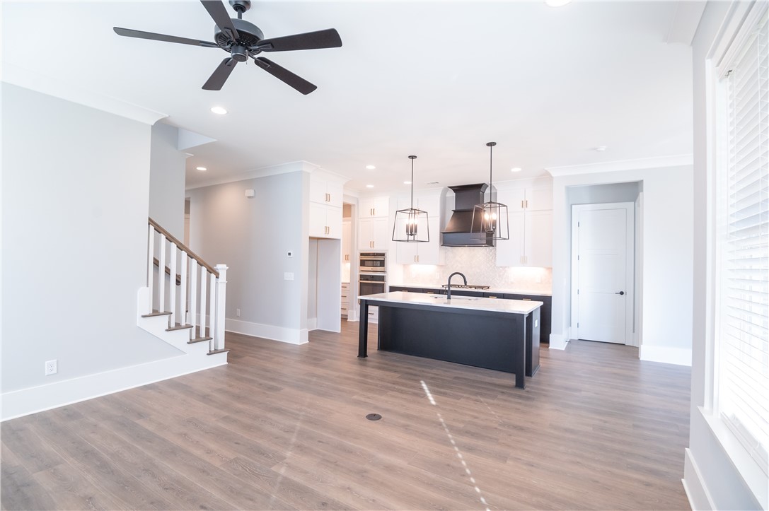 818 SUMMERLIN CIRCLE