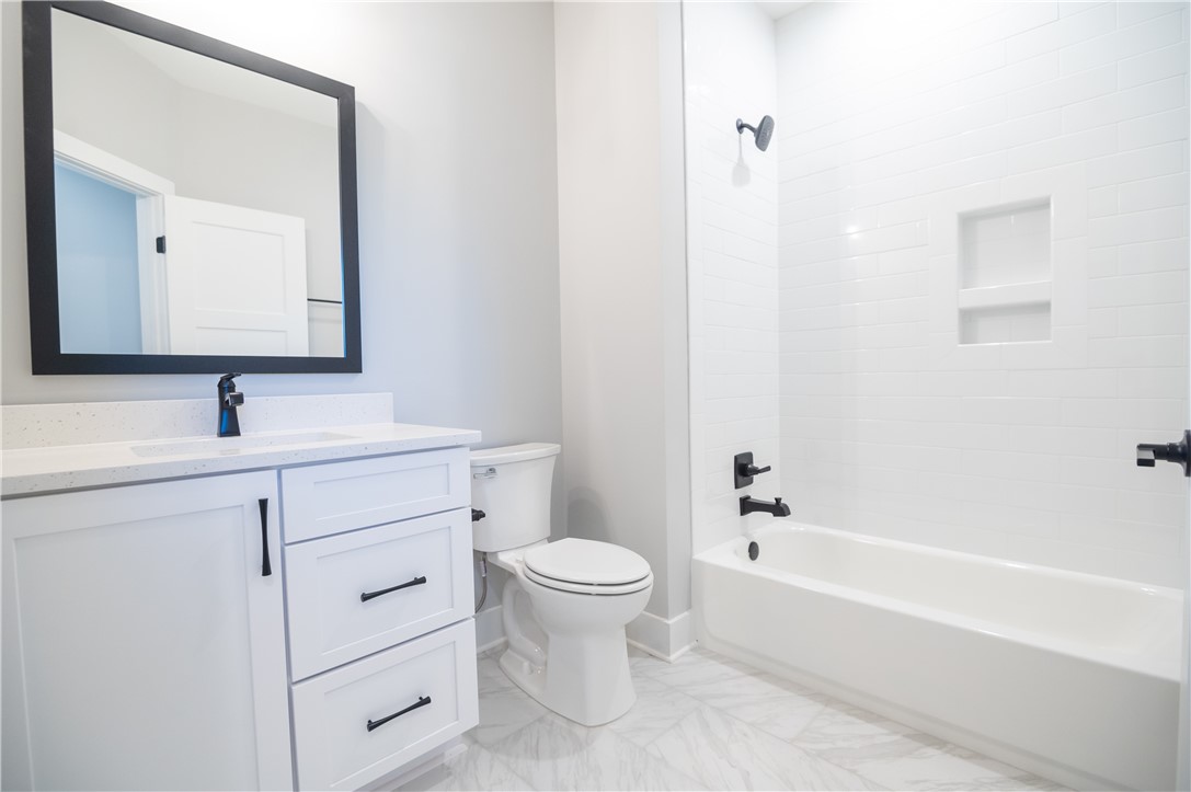 818 SUMMERLIN CIRCLE