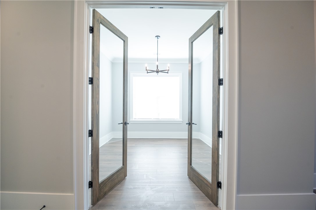 818 SUMMERLIN CIRCLE