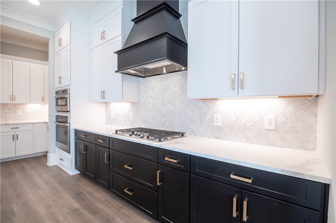 818 SUMMERLIN CIRCLE