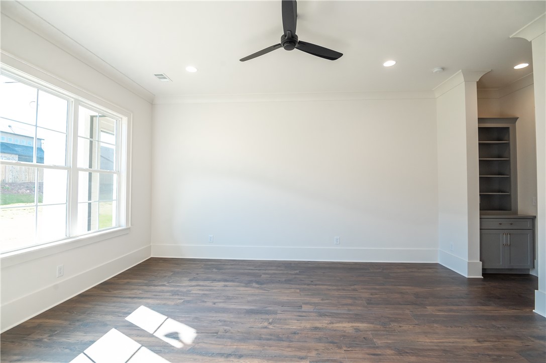 816 SUMMERLIN CIRCLE