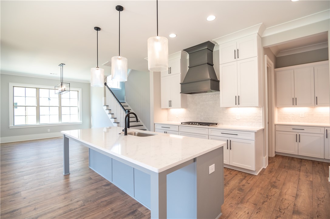 814 SUMMERLIN CIRCLE