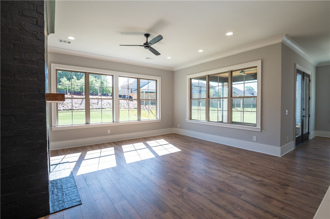 814 SUMMERLIN CIRCLE