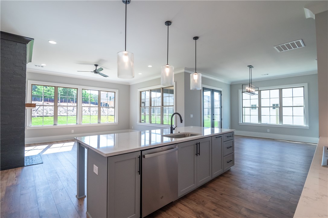 814 SUMMERLIN CIRCLE