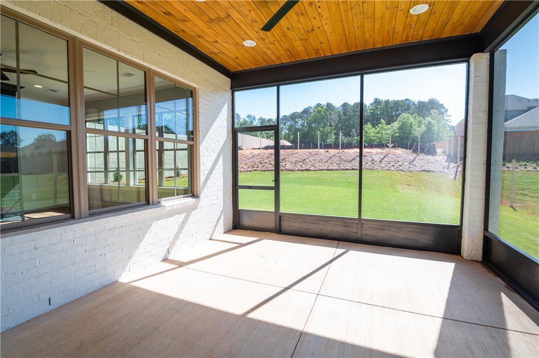 814 SUMMERLIN CIRCLE