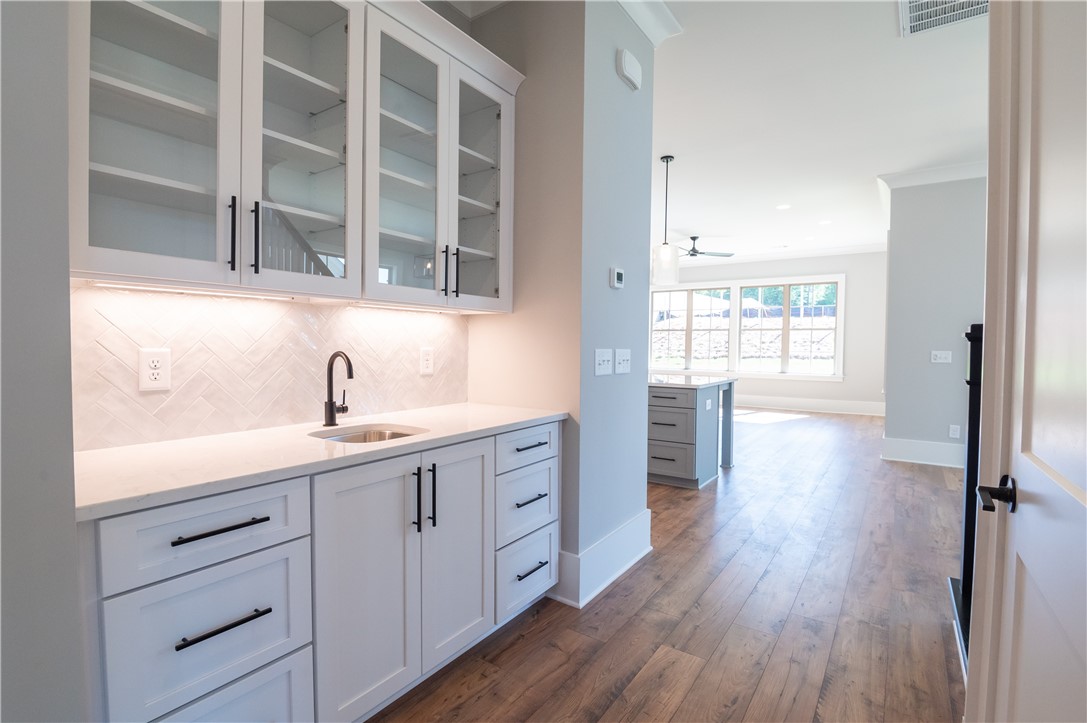 814 SUMMERLIN CIRCLE