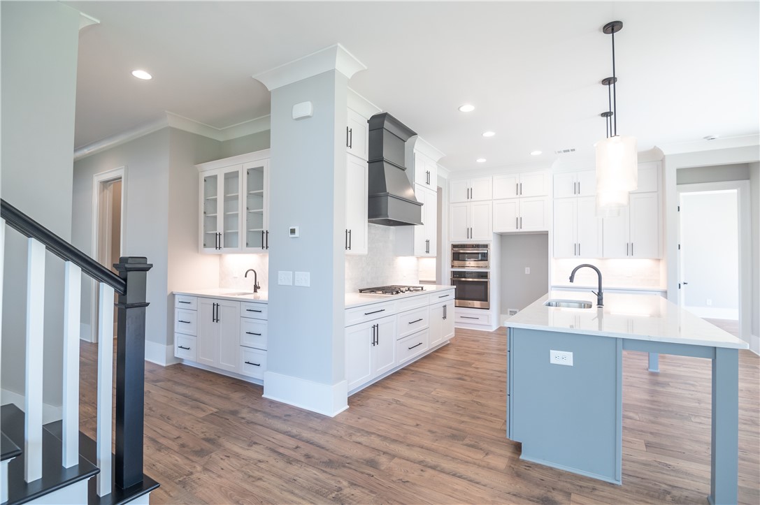 814 SUMMERLIN CIRCLE