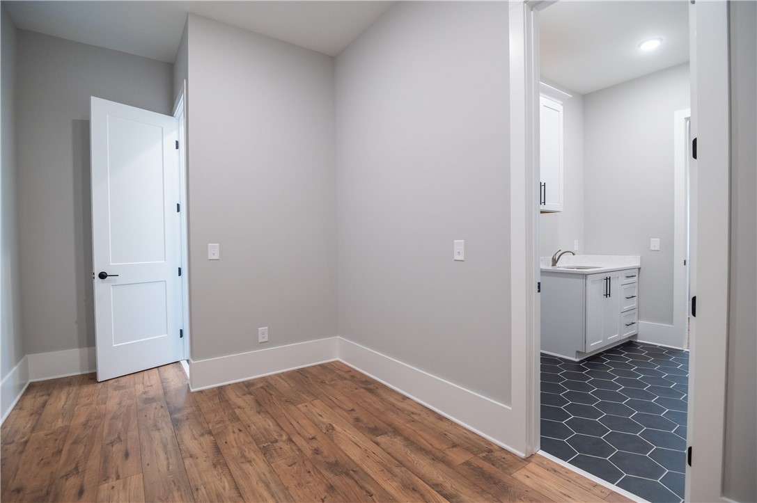 814 SUMMERLIN CIRCLE