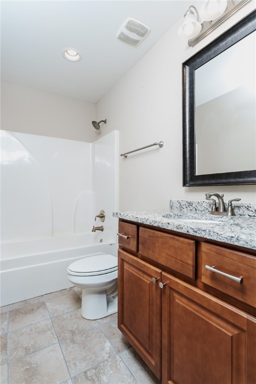 555 TOWNE LAKE PARKWAY