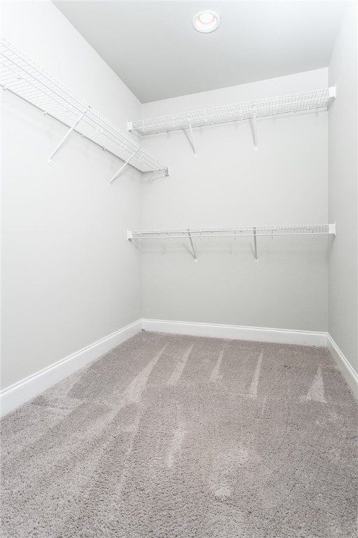 555 TOWNE LAKE PARKWAY