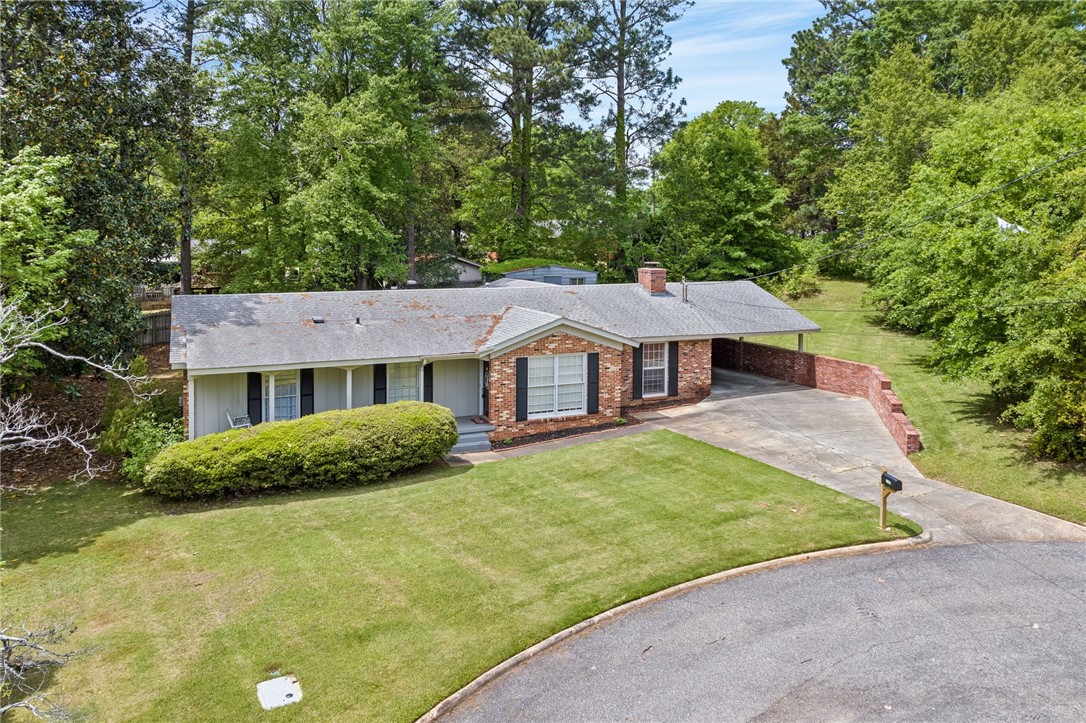 1706 HIGHLAND CIRCLE