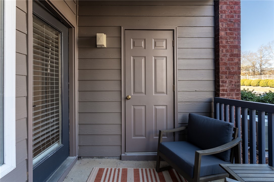 1114 S COLLEGE STREET 4102